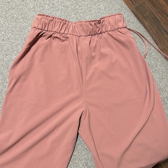 Lululemon Stretch HR Jogger - Picture 4 of 7